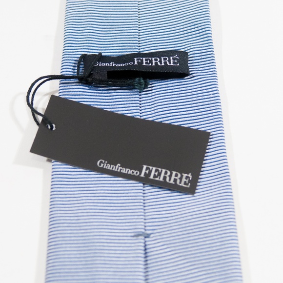 Gianfranco Ferre Light Grey Ribbed Tie NWT - Picture 2 of 2